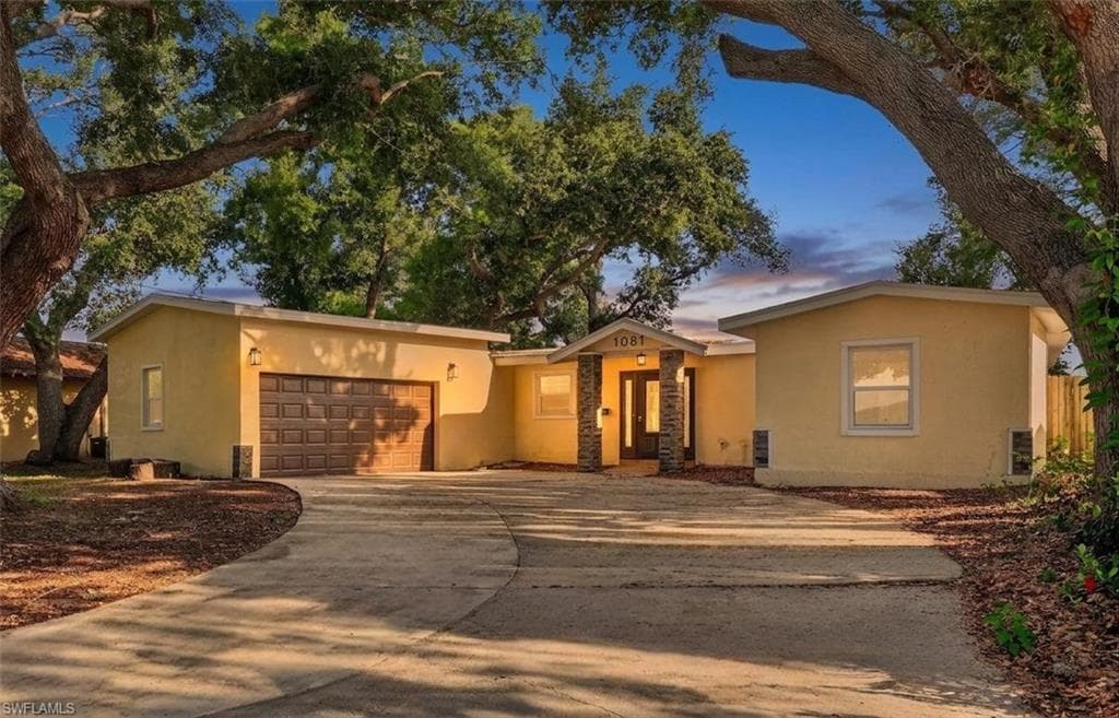 1081 55th TER S ST. PETERSBURG, FL 33705