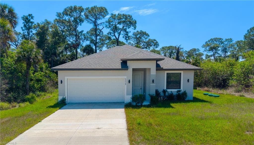 5028 W Tradewinds CIR LABELLE, FL 33935