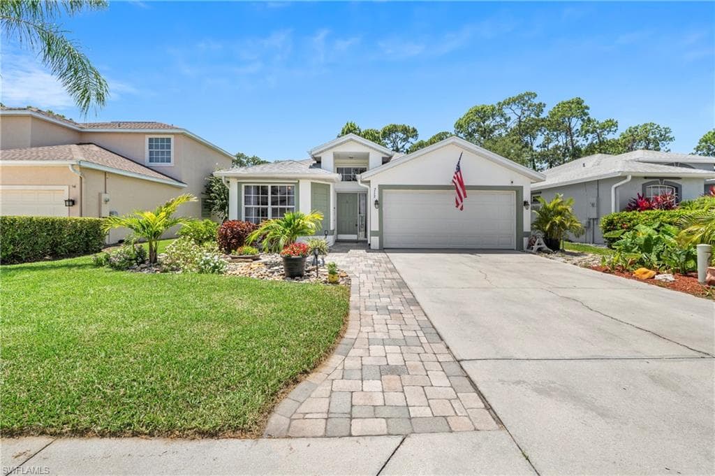 713 Crossfield CIR NAPLES, FL 34104