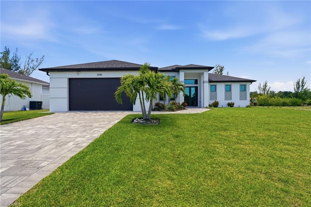 2530 SW 4th PL CAPE CORAL, FL 33914