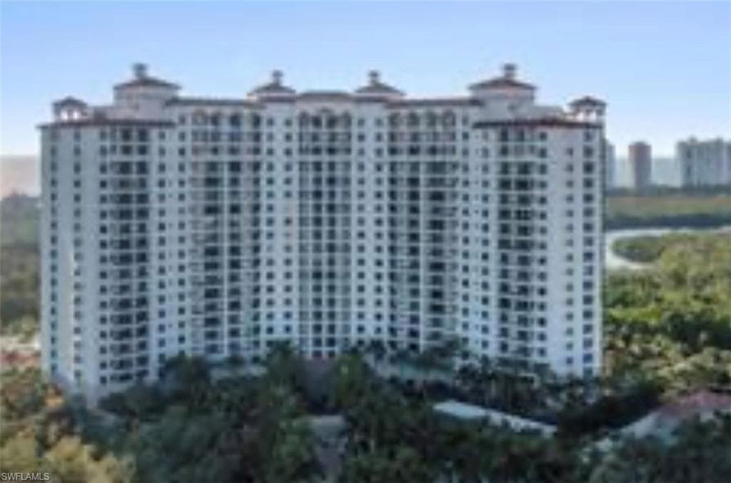 7575 Pelican Bay BLVD 1703 NAPLES, FL 34108