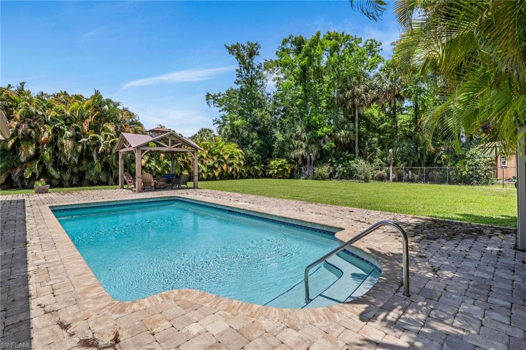 6101 Lancewood WAY NAPLES, FL 34116