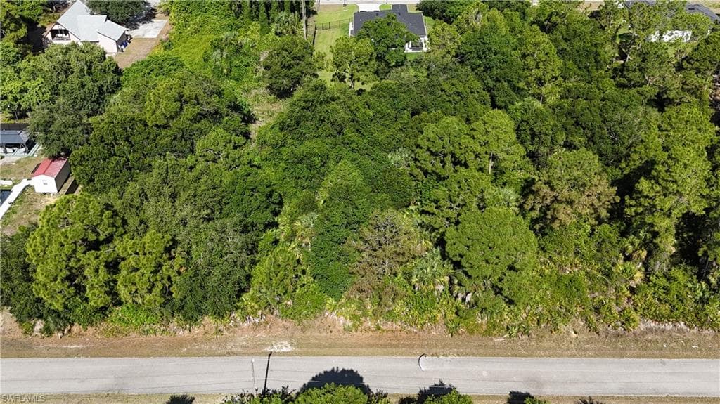 411 North AVE LEHIGH ACRES, FL 33972