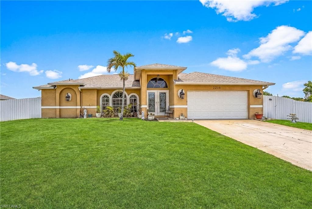 2216 NE 7th PL CAPE CORAL, FL 33909