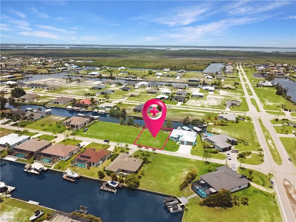 1514 NW 39th AVE CAPE CORAL, FL 33993