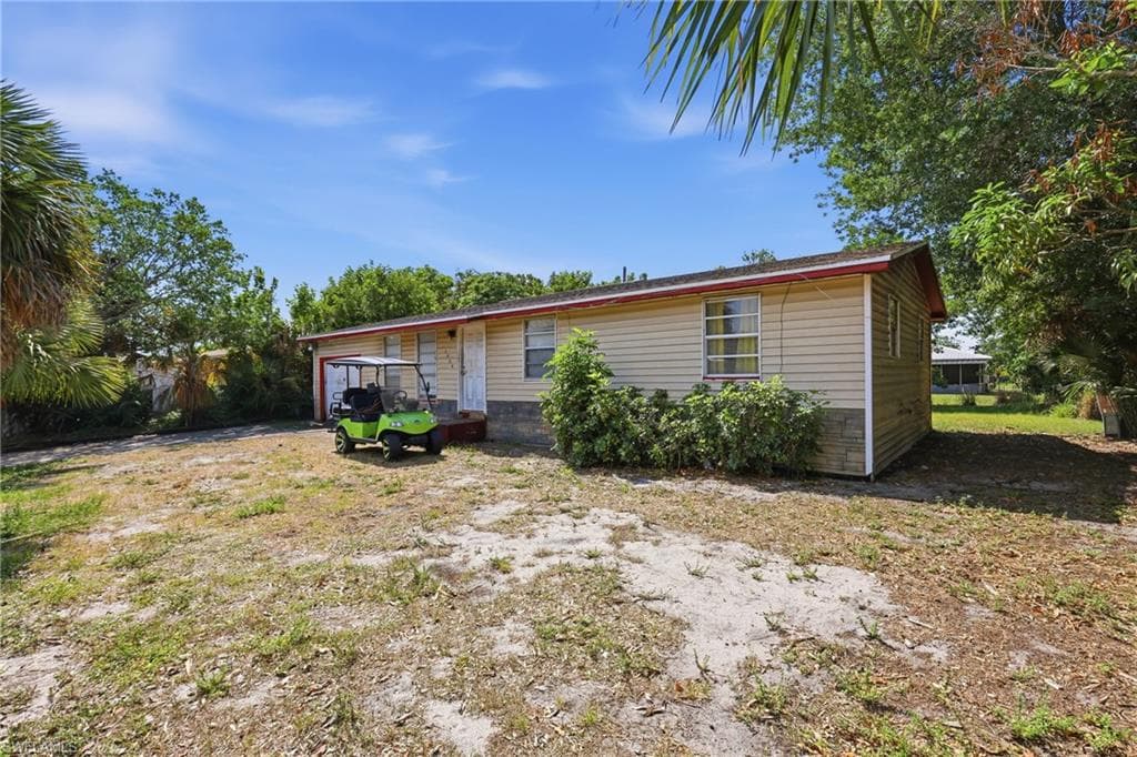 1004 Kentucky AVE CLEWISTON, FL 33440