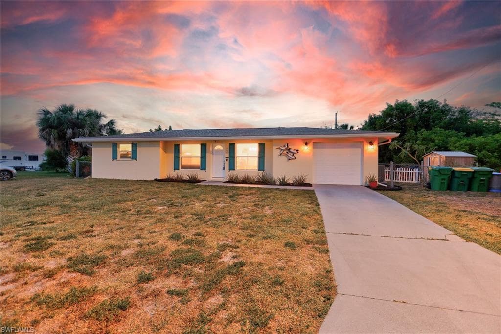 258 Reading ST NW PORT CHARLOTTE, FL 33952
