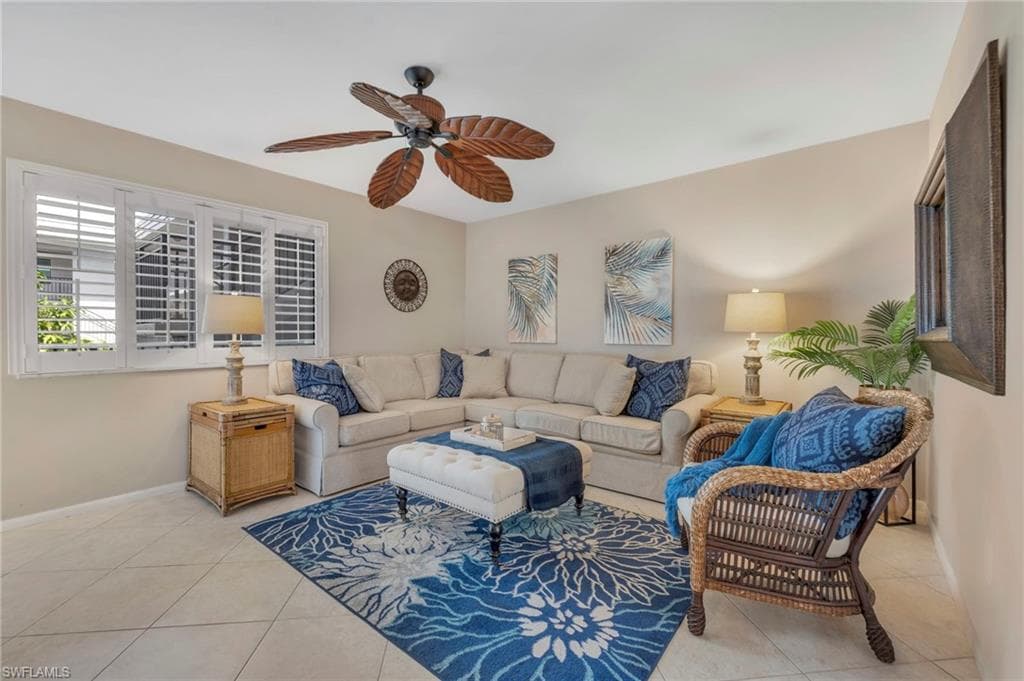 788 Park Shore DR D26 NAPLES, FL 34103