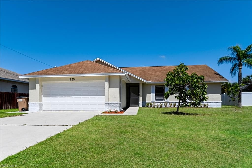 225 SW 37th ST CAPE CORAL, FL 33914
