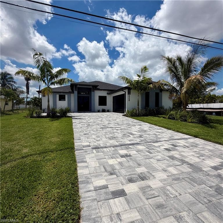 608 SW 20th TER CAPE CORAL, FL 33991