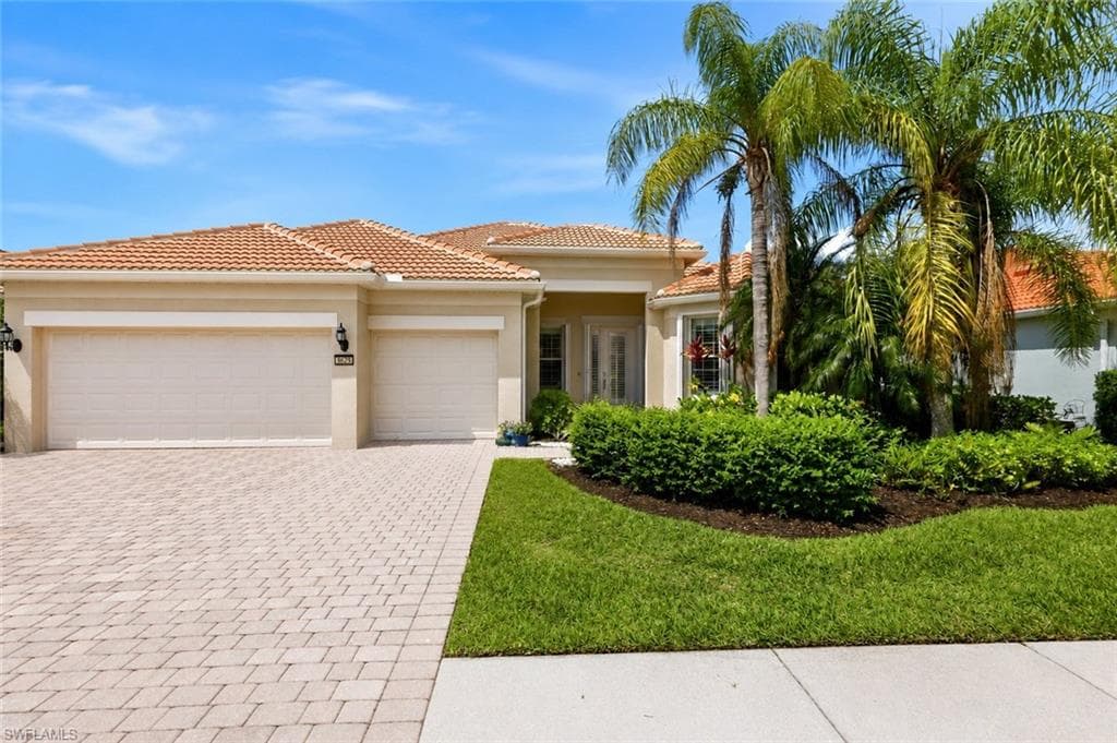 8628 Palermo CT NAPLES, FL 34114