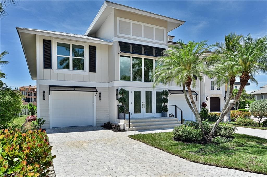 219 Bayfront DR BONITA SPRINGS, FL 34134