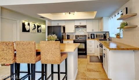 319 SE 24th AVE CAPE CORAL, FL 33990