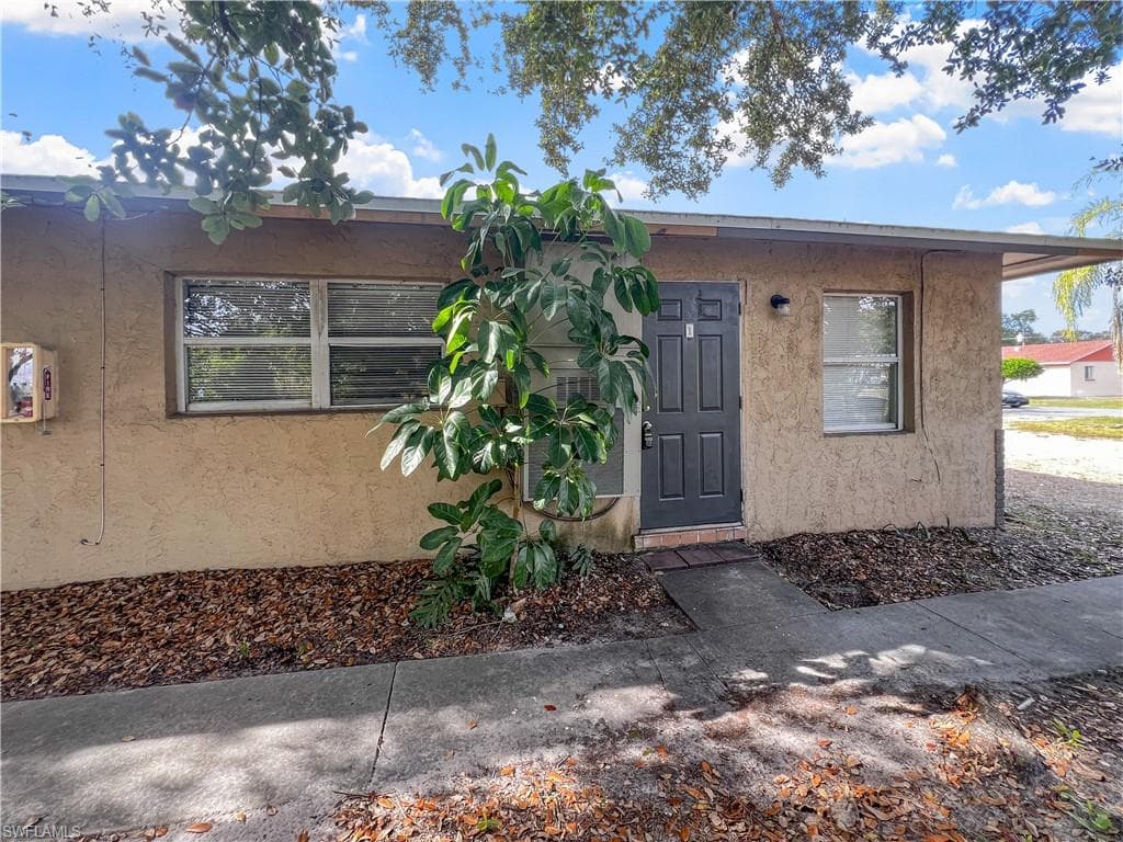 13037 1st ST 1 FORT MYERS, FL 33905
