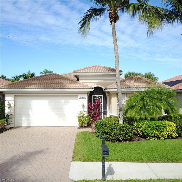 14059 Mirror CT NAPLES, FL 34114