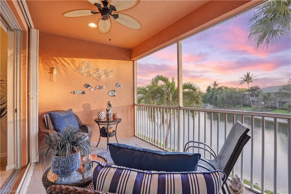 9621 Spanish Moss WAY 3823 BONITA SPRINGS, FL 34135