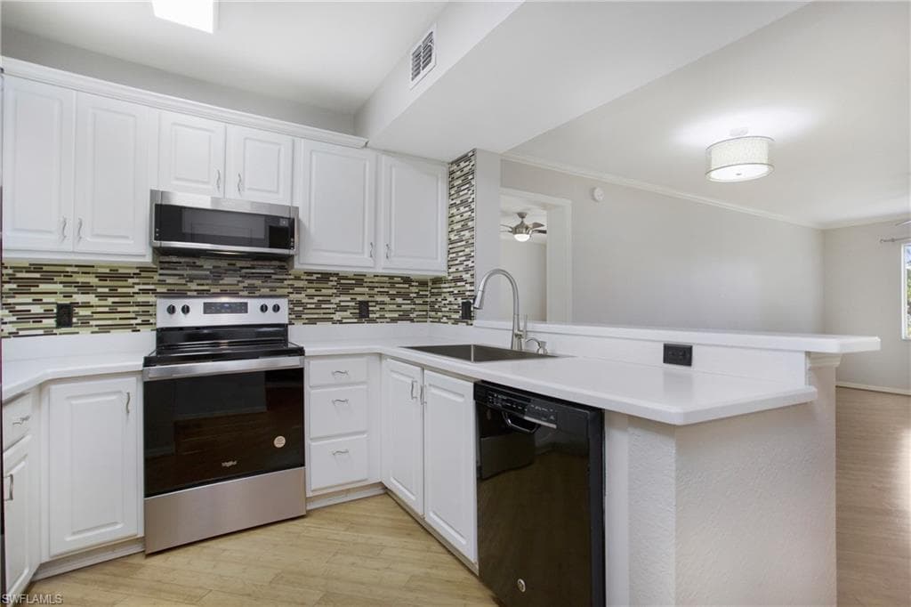 8271 Key Royal CIR 924 NAPLES, FL 34119