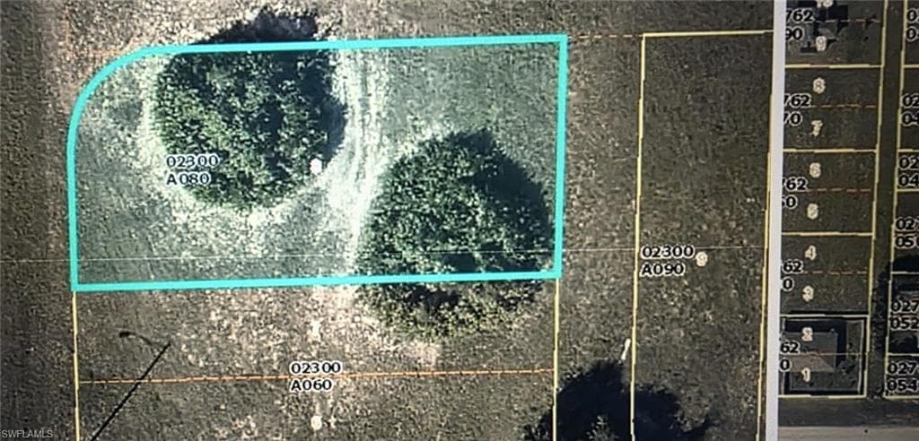 2747 Santa Barbara BLVD N CAPE CORAL, FL 33993
