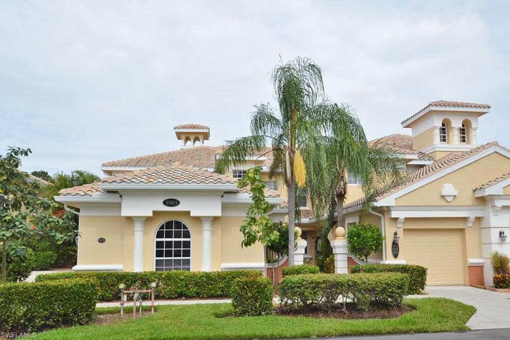 3985 Deer Crossing CT 201 NAPLES, FL 34114