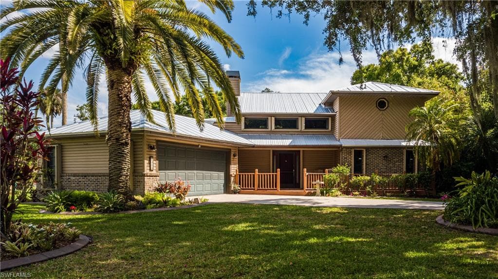 7314 Sean LN NORTH FORT MYERS, FL 33917