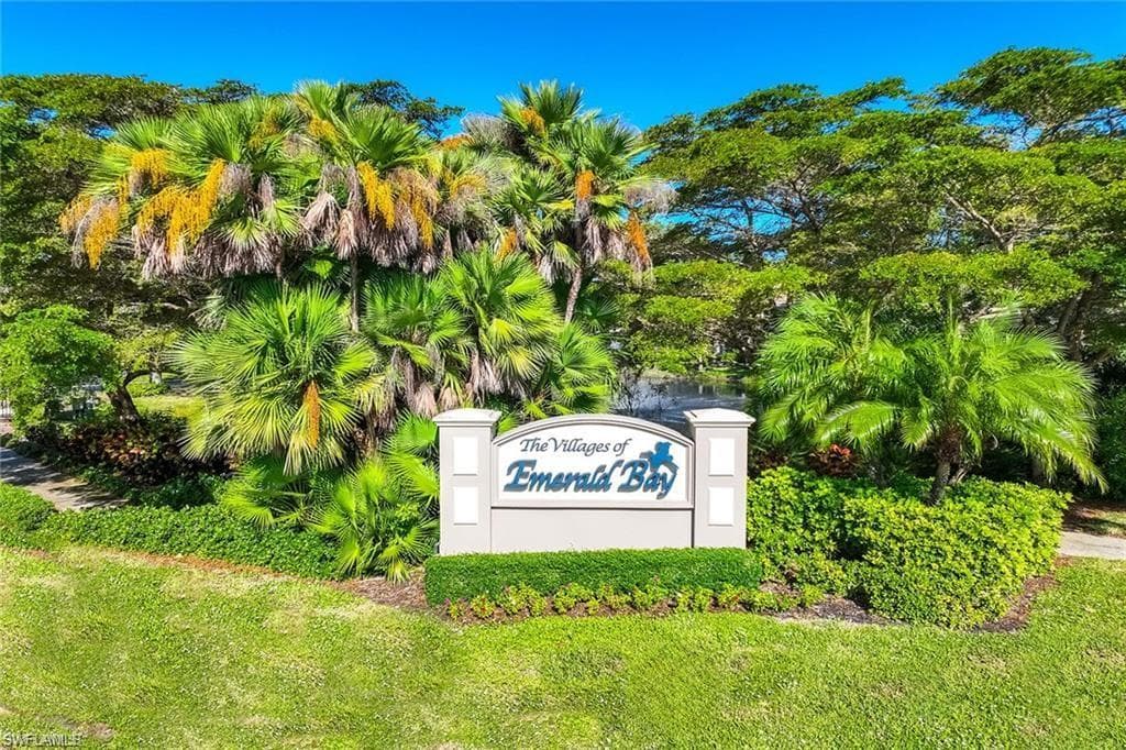 386 Emerald Bay CIR G5 NAPLES, FL 34110