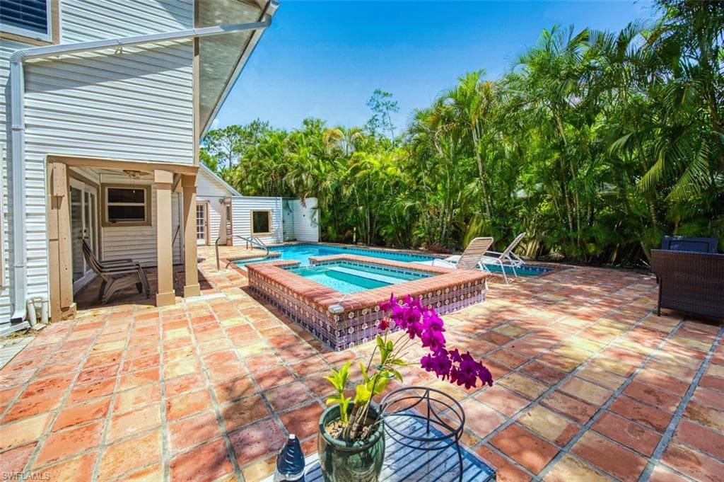 2727 66th ST SW NAPLES, FL 34105