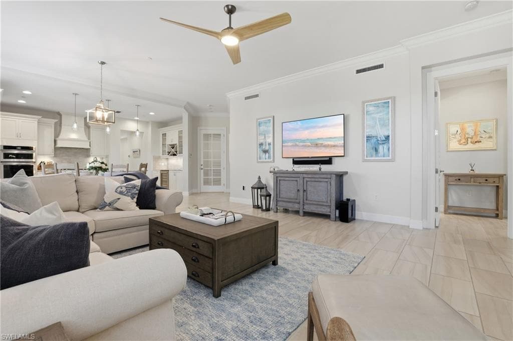 16378 Viansa WAY 202 NAPLES, FL 34110
