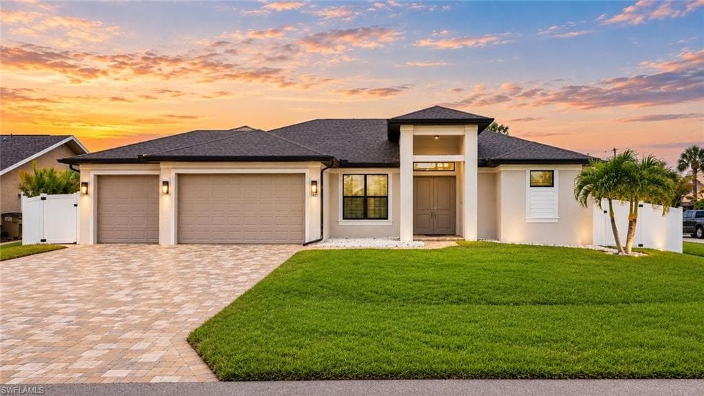 1401 49th TER CAPE CORAL, FL 33914