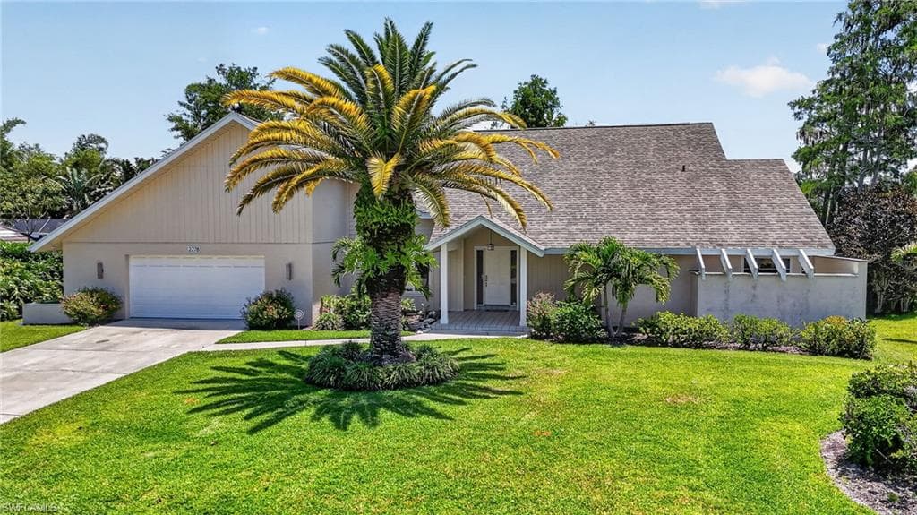 2278 ROYAL LN NAPLES, FL 34112