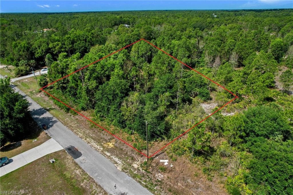 311 Scott AVE LEHIGH ACRES, FL 33936