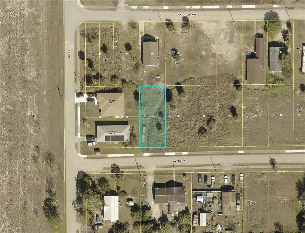 23021 Avenue A ALVA, FL 33920