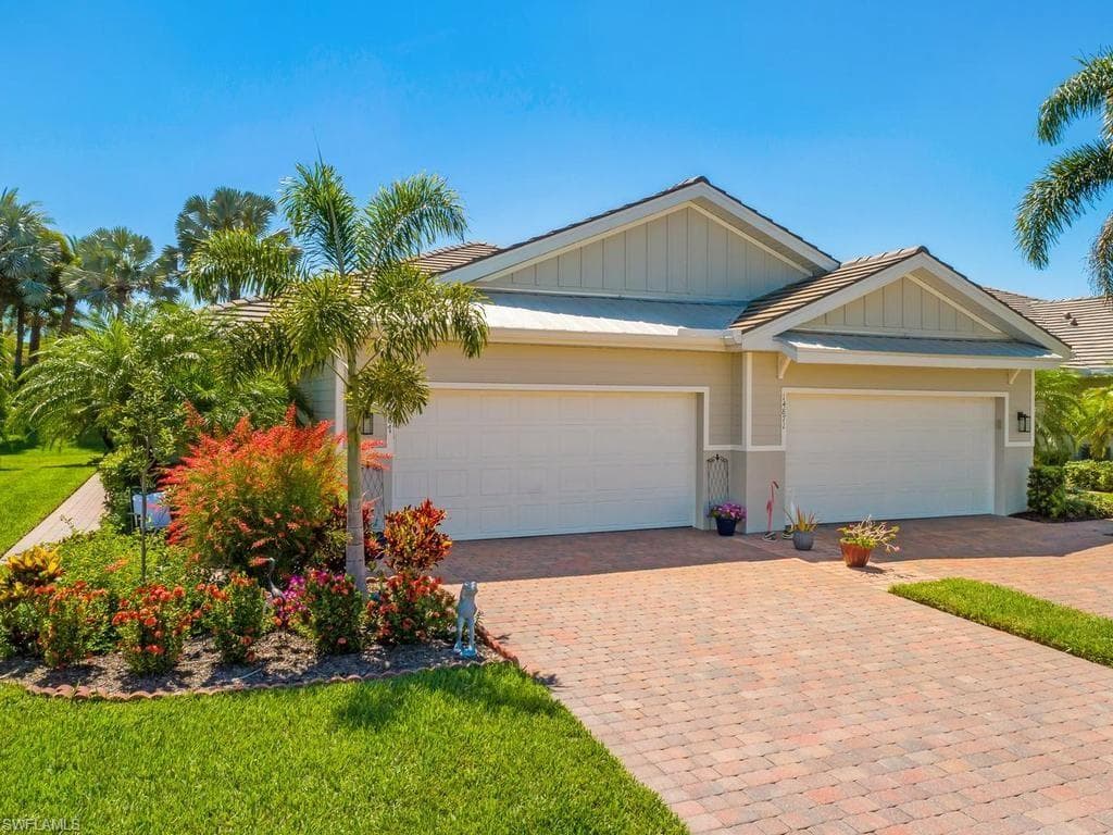 14867 Edgewater CIR NAPLES, FL 34114