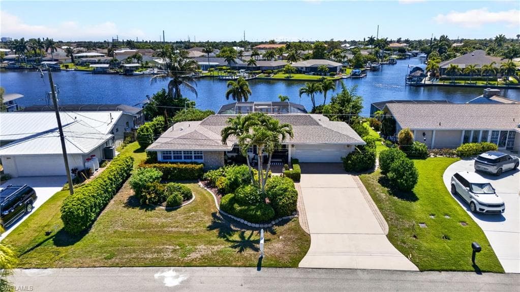 3810 SE 1st PL CAPE CORAL, FL 33904