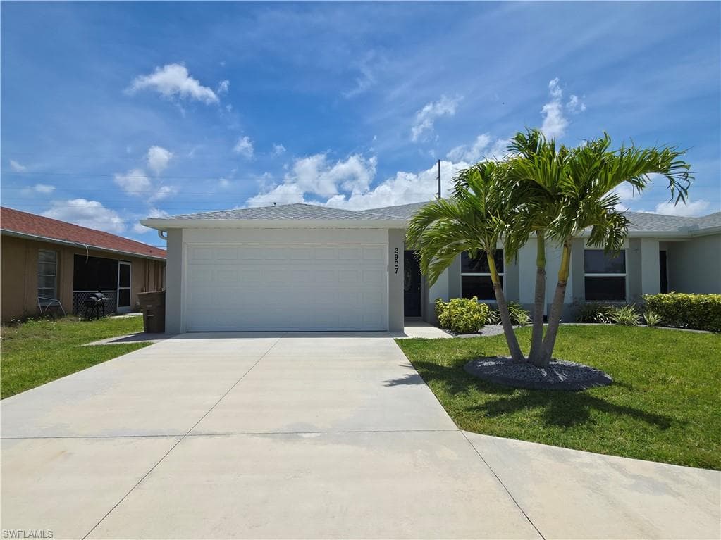 2907 SW Santa Barbara PL CAPE CORAL, FL 33914
