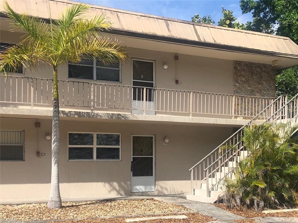 1560 Colonial BLVD 136 FORT MYERS, FL 33907