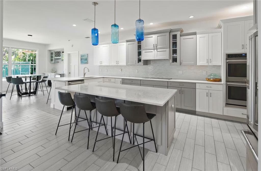 920 E Inlet DR MARCO ISLAND, FL 34145
