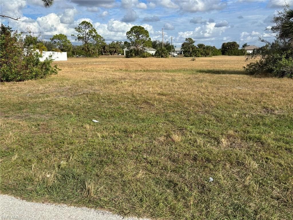 2353 NW 37th PL CAPE CORAL, FL 33993