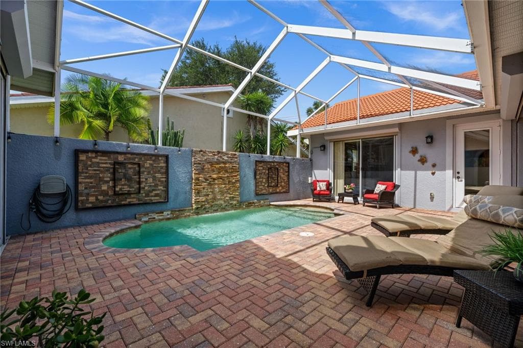 4830 Europa DR NAPLES, FL 34105