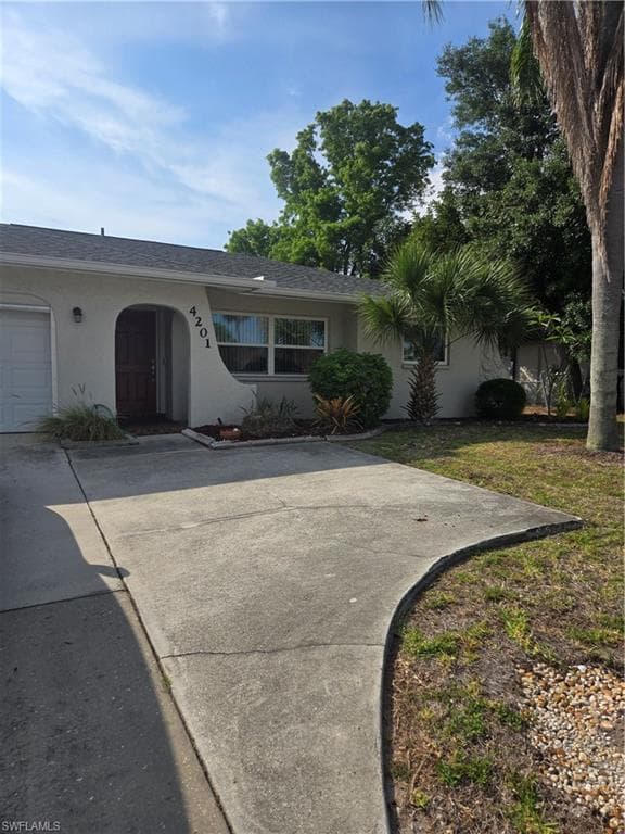 4201 SE CORONADO PKY CAPE CORAL, FL 33904
