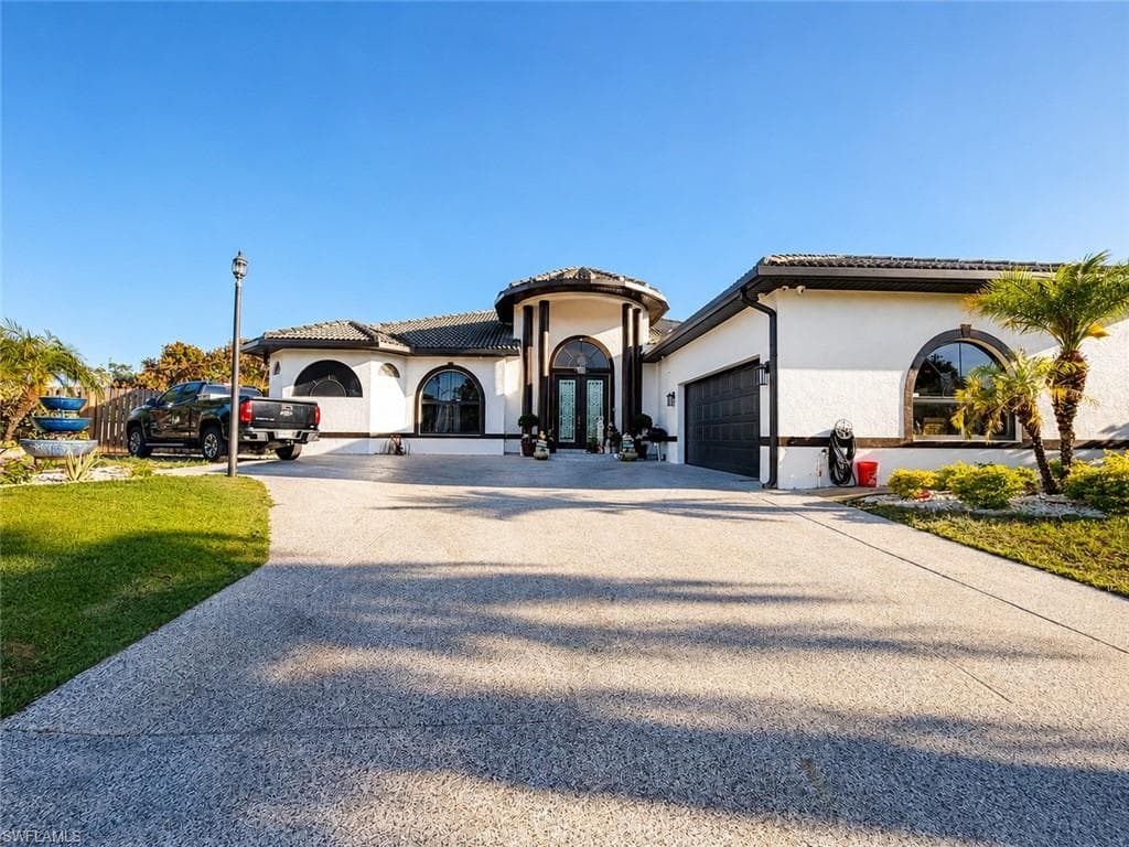 1204 E 4th ST LEHIGH ACRES, FL 33936