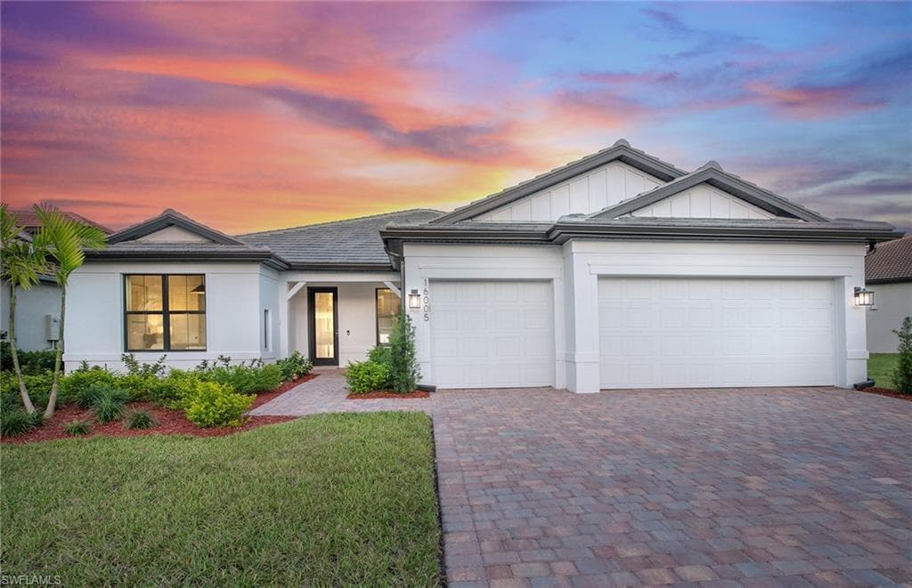 17055 Bishop BLVD ALVA, FL 33920