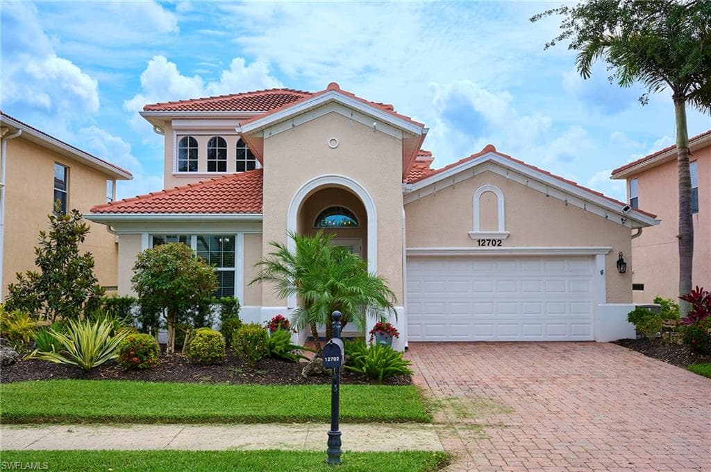 12702 Aviano DR NAPLES, FL 34105