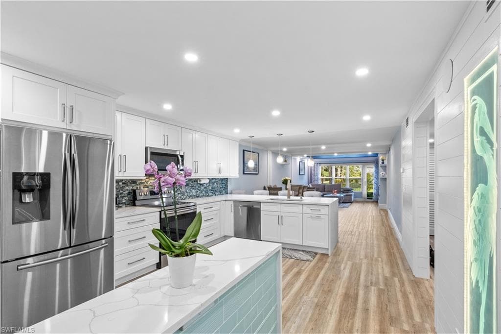 4140 Looking Glass LN 7 NAPLES, FL 34112