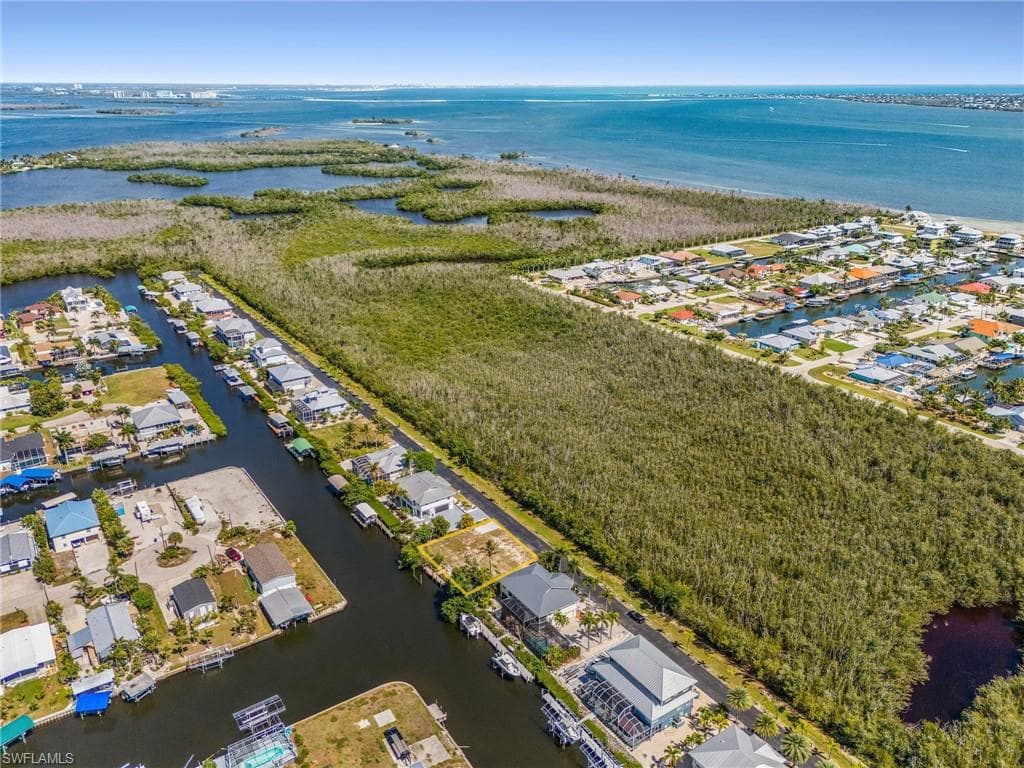 2936 Buttonwood Key CT ST. JAMES CITY, FL 33956