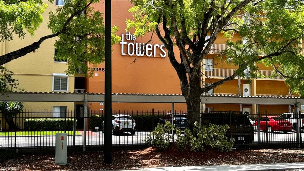 2366 E Mall DR 313 FORT MYERS, FL 33901