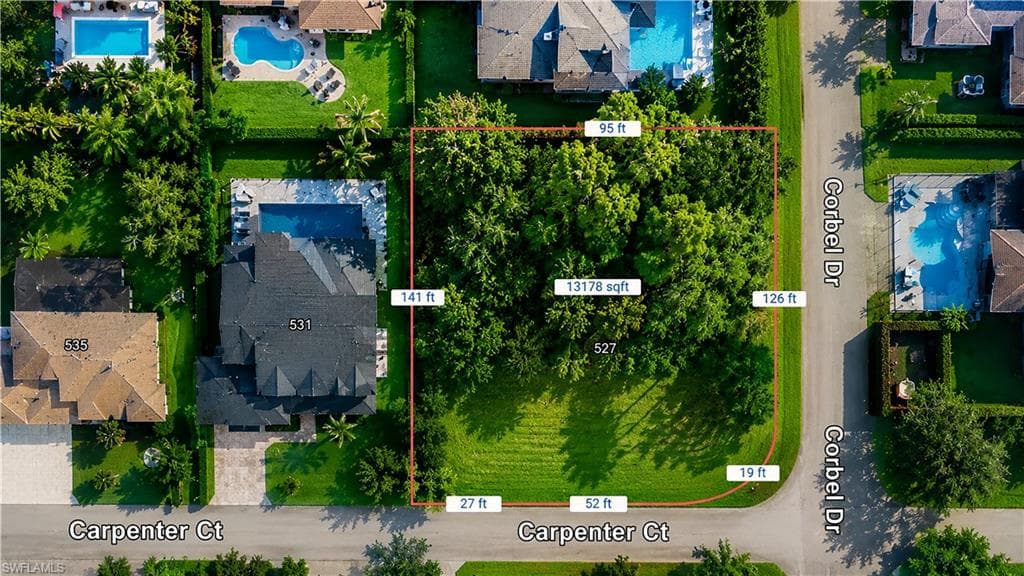 527 Carpenter CT NAPLES, FL 34110