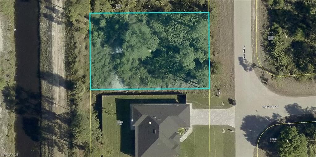 850 Genoa AVE S LEHIGH ACRES, FL 33974