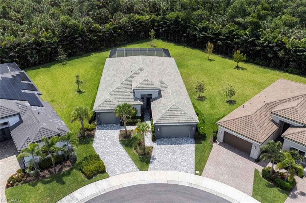 12083 Azalea WAY NAPLES, FL 34120