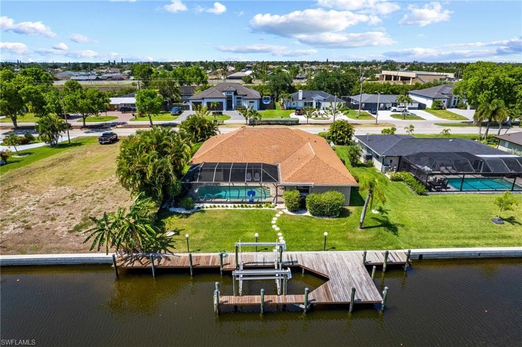 1906 Everest PKWY CAPE CORAL, FL 33904