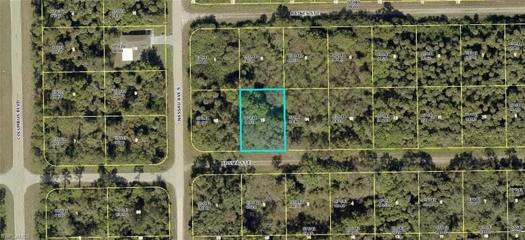 1211 Rosita ST E LEHIGH ACRES, FL 33974